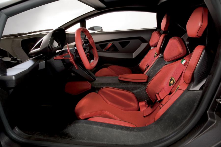 Интерьер Lamborghini Sesto Elemento 2010 года  (фото 4 из 36)